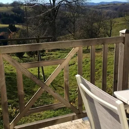 Ancien Four A Pain Renove Avec Jardin Et Cheminee - Fr-1-742-607 Condat (Cantal)